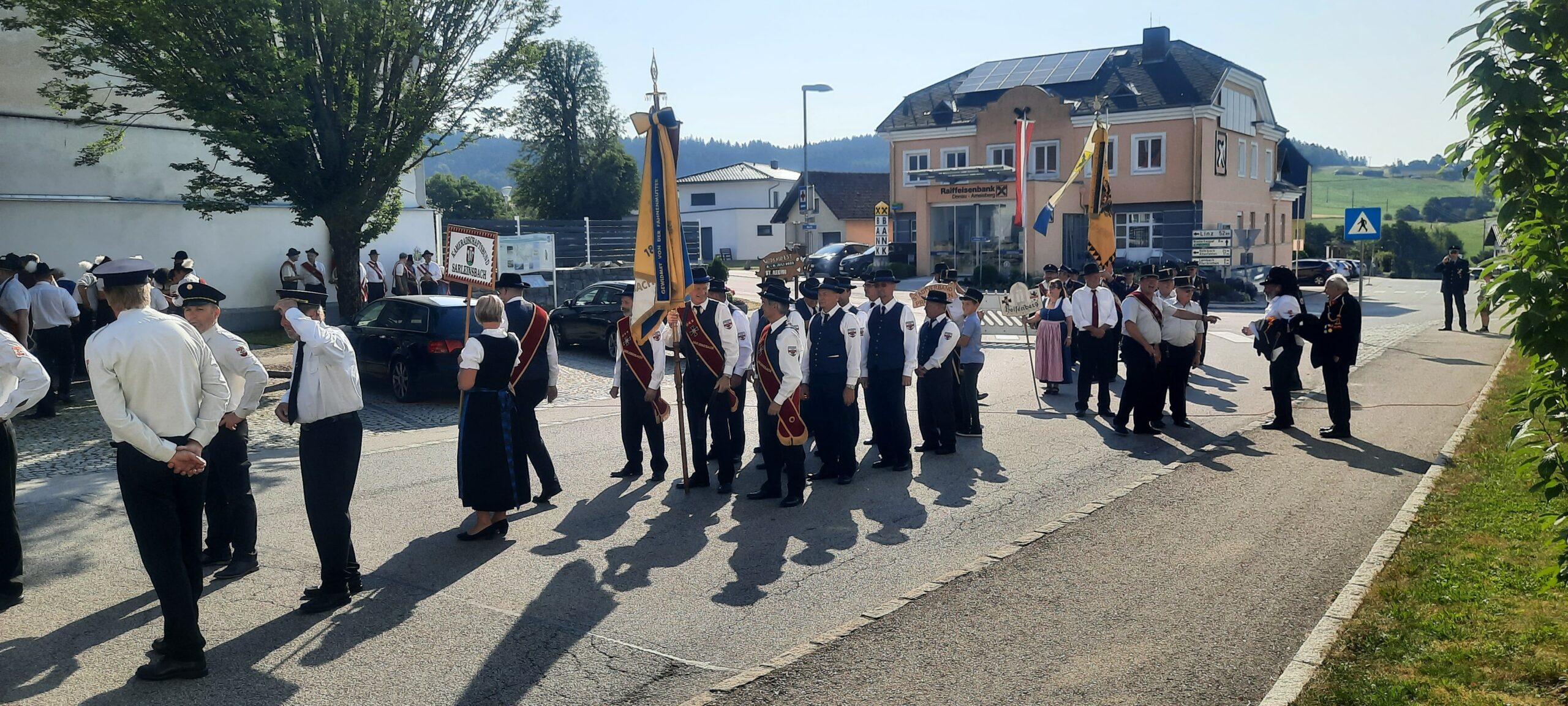 KB_Sarleinsbach_Ausrueckung_Hofkirchen_150Jahre_013