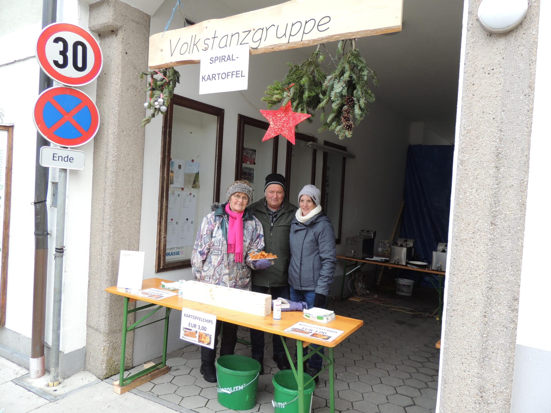 2023-12-16 der 18. Weihnachtsmarkt 006-min