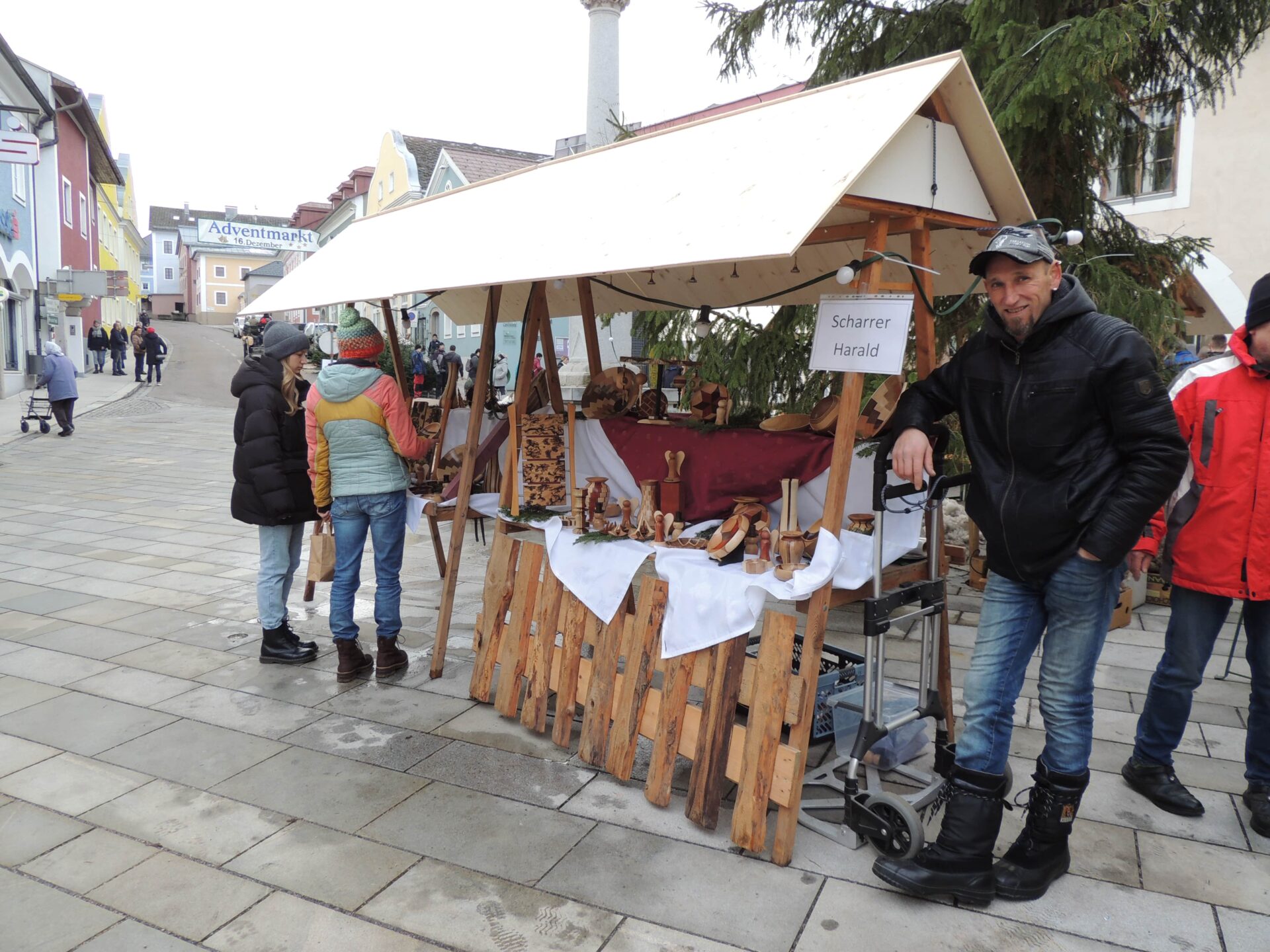 2023-12-16 der 18. Weihnachtsmarkt 010-min