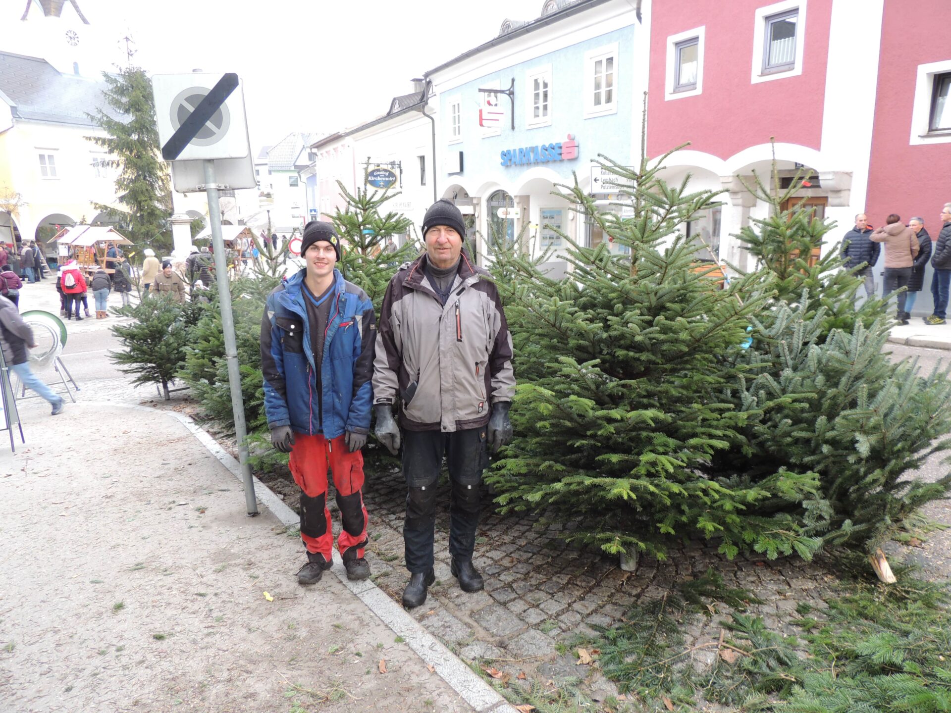 2023-12-16 der 18. Weihnachtsmarkt 019-min