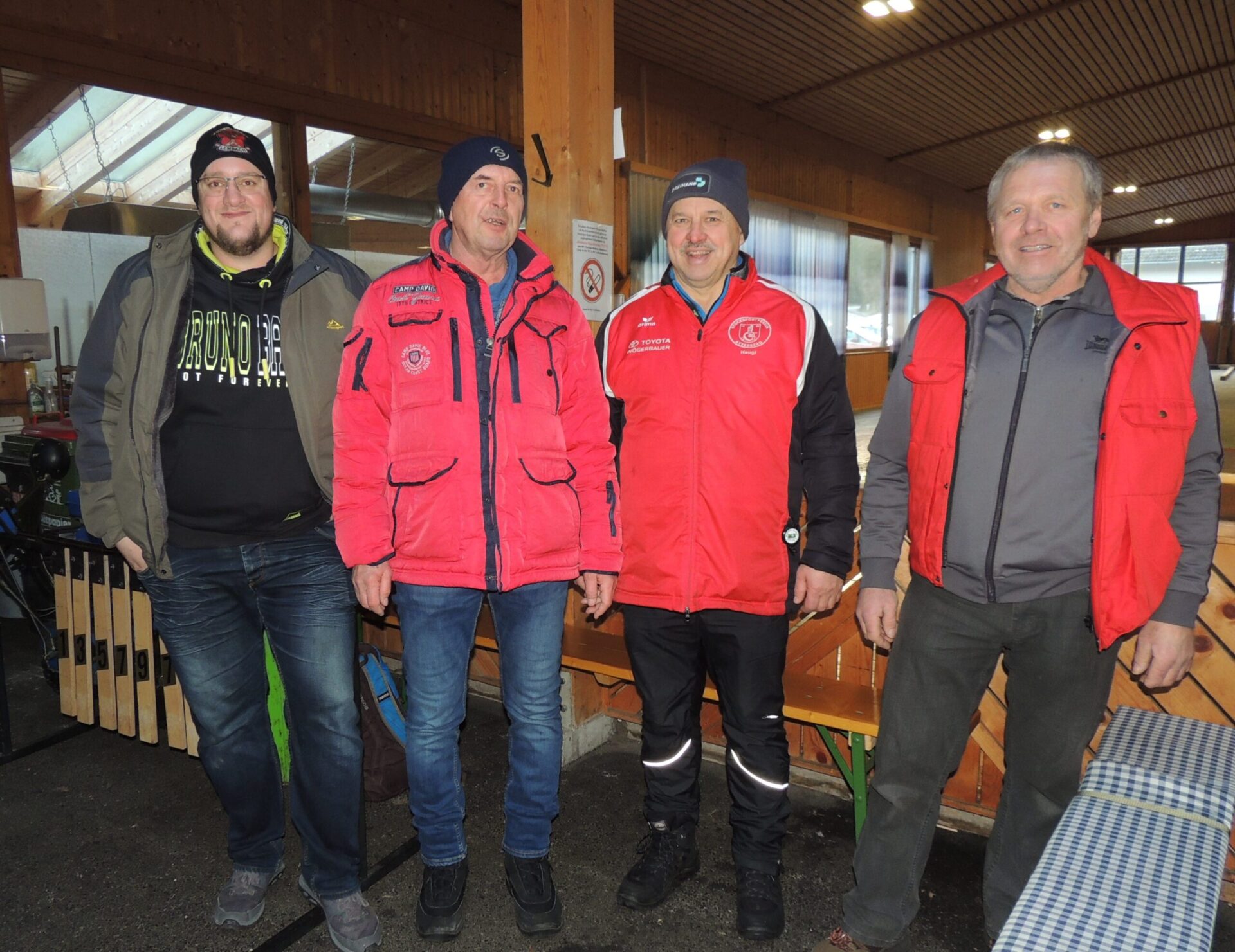 2024-01-27 die 17. Winter LM-Stockschießen 018-min
